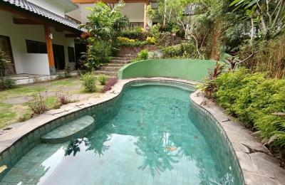 Villa In the Hill of Kerandangan Senggigi Lombok NTB