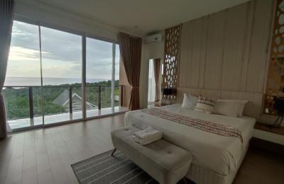 Ocean View Villa With Stunning Sunset View in Batulayar Lombok