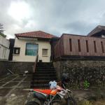 Old House in The Heart of Senggigi, Lombok, NTB