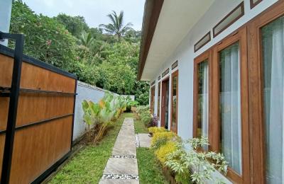 Small But Cozy Villa in The Heart of Senggigi