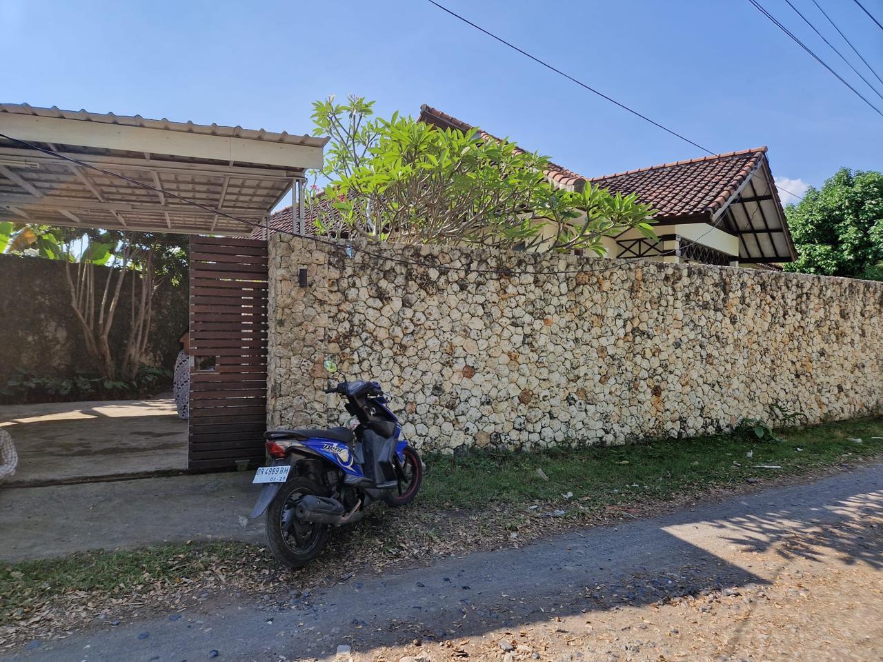 Villa Near The Beach at Strategic Location of West Lombok